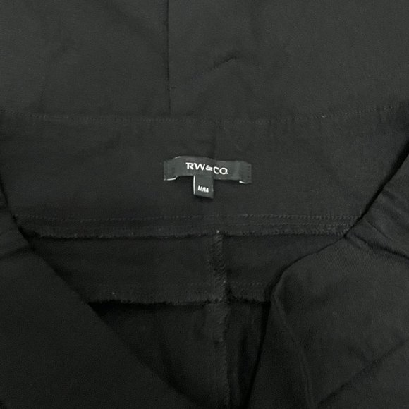 RW&CO. Women's Black Skirt - Picture 3 of 4